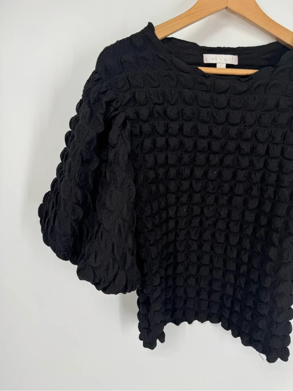 Eri + Ali Textured Puff-Sleeve Top Black Textured Bubble Smocked Fitted Size S